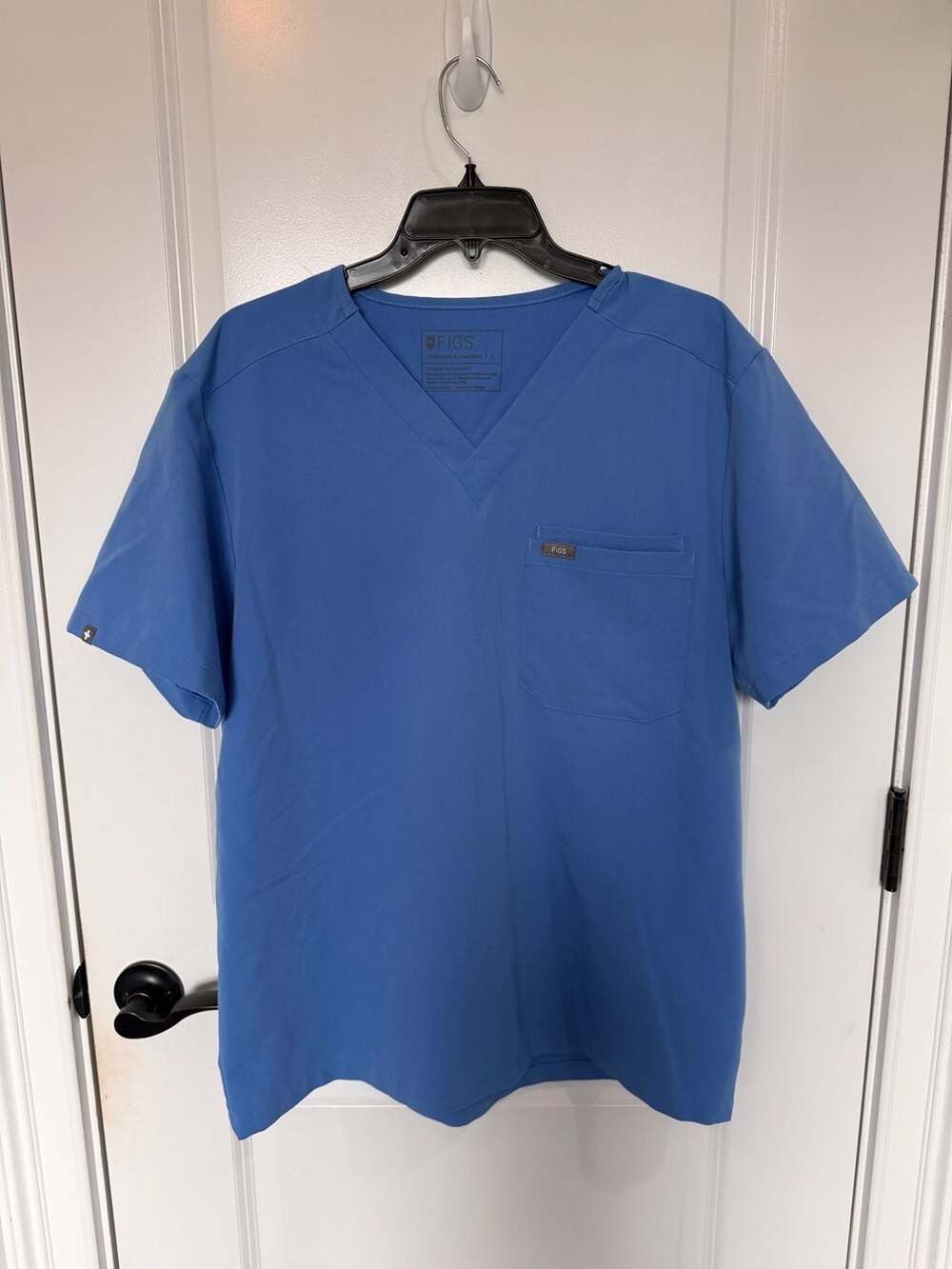 FIGS Technical Collection V-Neck Scrub Top Size Large